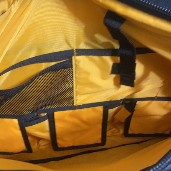 Adidas Bridge City👟Dame 8 sz14+EUC Adidas bag 17x13Lx4.5D - Picture 11 of 16